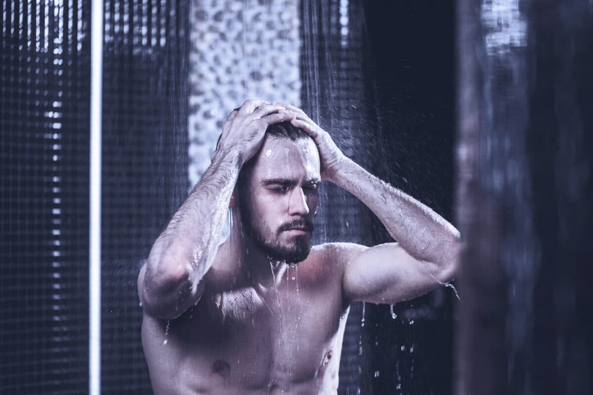 5 Clear Reasons NOT To Take A Cold Shower After Workout!